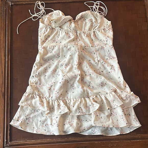 Floral Ruffle Mini Dress - Picture 3 of 3